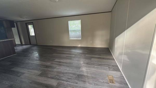 2021  Mobile Home For Sale