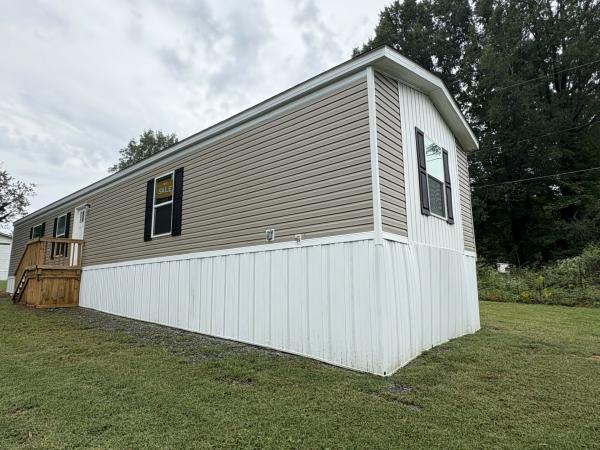 Photo 1 of 2 of home located at 104 Oak Drive Reidsville, NC 27320