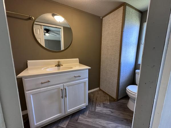 1993  Mobile Home For Sale