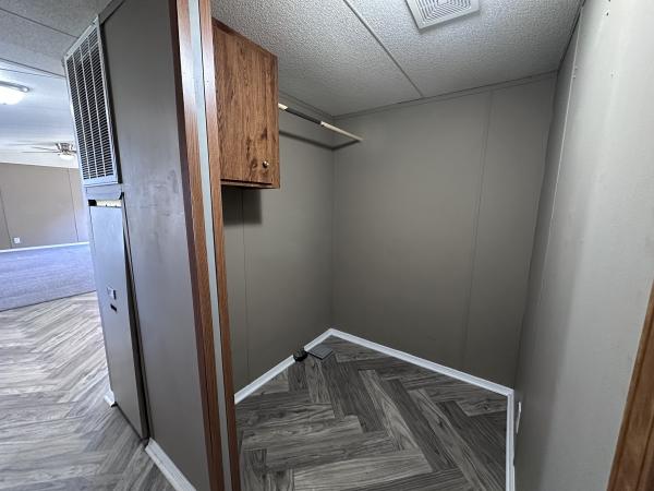 1993  Mobile Home For Sale