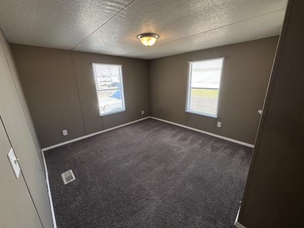 1993  Mobile Home For Sale