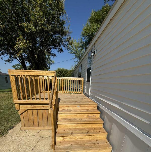 1991 Point West Mobile Home For Sale