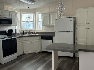 Photo 4 of 22 of home located at 1701 W Commerce Ave Lot # 123 Haines City, FL 33844