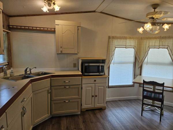 1988 Mobile Home