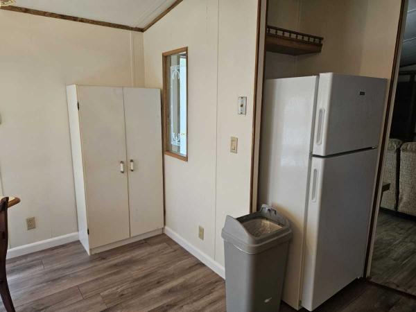 1988 Mobile Home