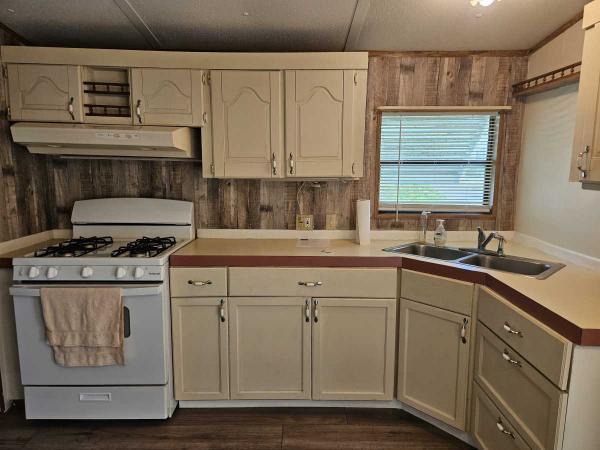 1988 Mobile Home