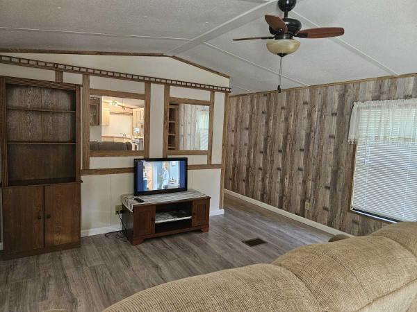 1988 Mobile Home