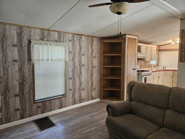 1988 Mobile Home