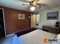 1985 TWIN Mobile Home