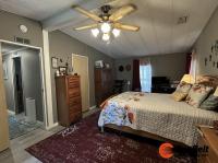 1985 TWIN Mobile Home