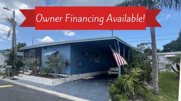 Photo 1 of 2 of home located at 1280 Lakeview Road, Lot 211 Clearwater, FL 33756