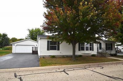Mobile Home at W6965 Shorewood Fond Du Lac, WI 54937