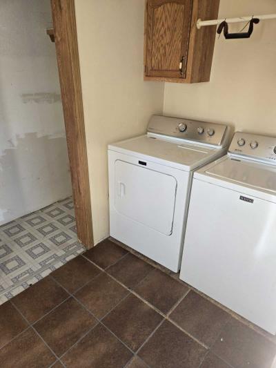 Photo 6 of 8 of home located at 3202 So. 12th St #034 Marshalltown, IA 50158