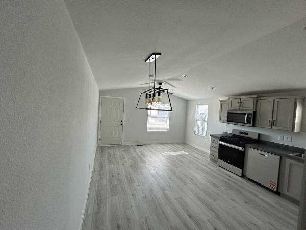 2025 Fleetwood 14522L Canyon Lake Manufactured Home