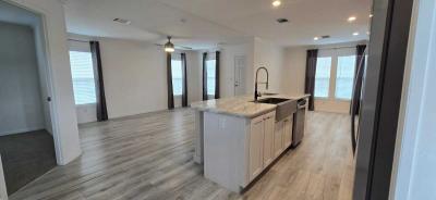 Photo 6 of 12 of home located at 920 S Katie Avon Park, FL 33825