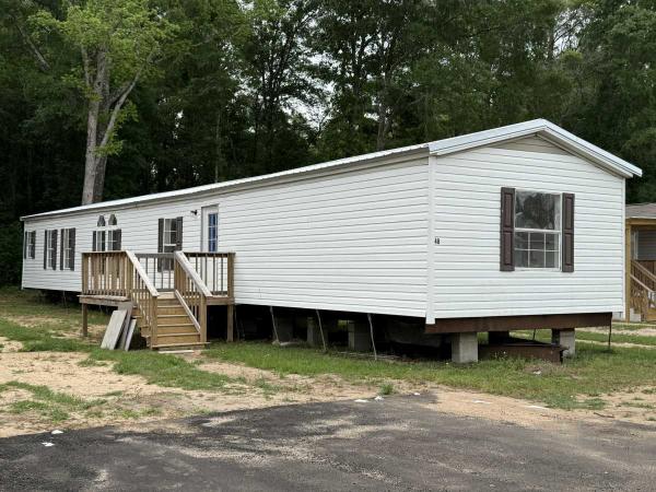 1999 Redman Manufactured Home