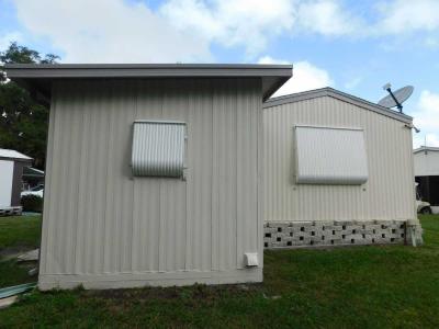 Photo 4 of 31 of home located at 3738 Oakhurst Lane Zephyrhills, FL 33541