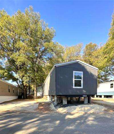 Mobile Home at 32 Espinosa Dr. Austin, TX 78744