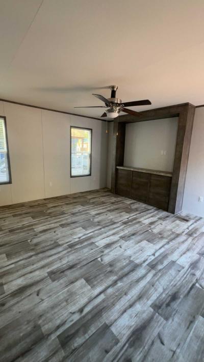 Photo 4 of 7 of home located at 19 Madrona Dr. Austin, TX 78744