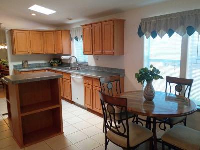 Photo 5 of 16 of home located at 8401 S. Kolb #524 Tucson, AZ 85756