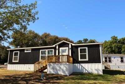 Mobile Home at 5701 Ensign Dr. W, Fort Worth, TX 76119