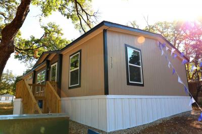 Mobile Home at 5737 Ensign Dr. W, Fort Worth, TX 76119