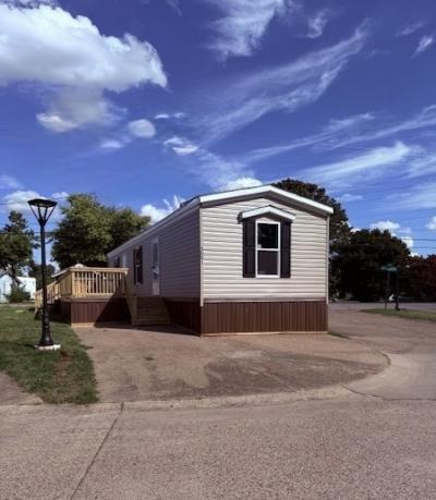 Mobile Home at 3001 Hawaii Evansville, IN 47710