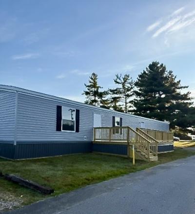 Mobile Home at 2407 Wyoming Evansville, IN 47720