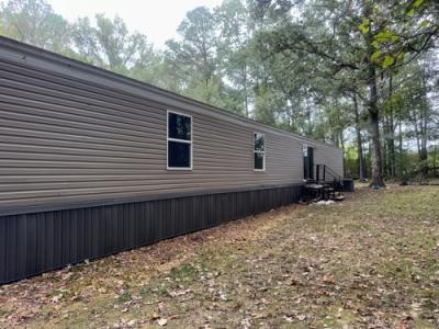 Photo 2 of 16 of home located at 4701 Williamson St Cedar Bluff, AL 35959