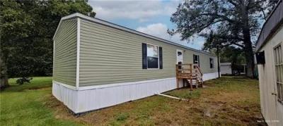 Photo 2 of 14 of home located at 210 Lafleur Rd Elton, LA 70532