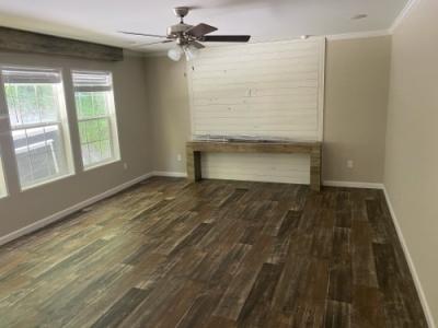 Photo 3 of 7 of home located at 3715 Lexington Rd Richmond, KY 40475