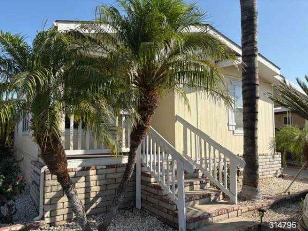 Photo 1 of 2 of home located at Alto Camino Mobile Home Estates 25526 Redlands Blvd Spc 100 Loma Linda, CA 92354
