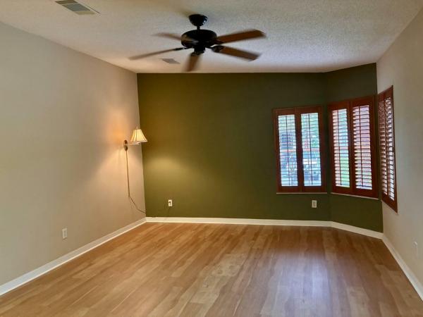 2000 HS Jacobsen Manufactured Home