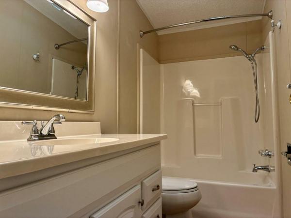 2000 HS Jacobsen Manufactured Home