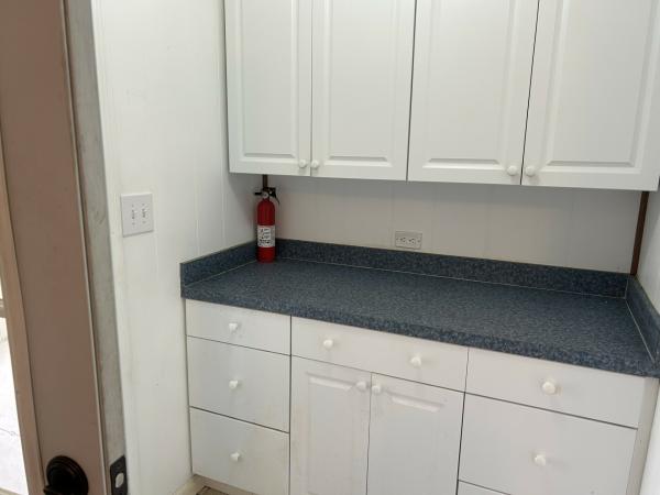 1983 NA NA Mobile Home