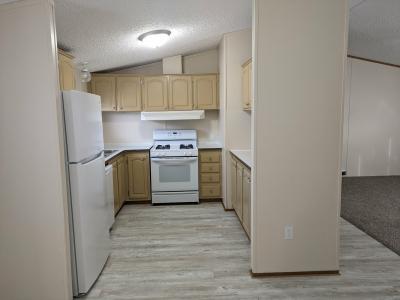 Photo 3 of 10 of home located at 507 Continental Ct Davison, MI 48423