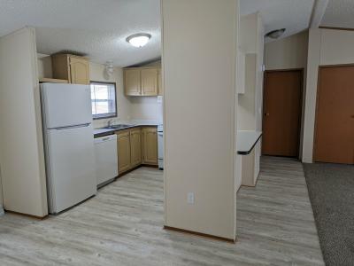 Photo 4 of 10 of home located at 507 Continental Ct Davison, MI 48423