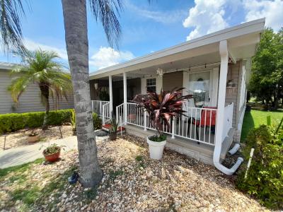 Photo 3 of 15 of home located at 3937 Southport Springs Pkwy Zephyrhills, FL 33541