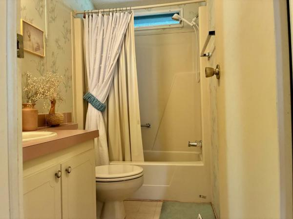 1989 BARR HS Manufactured Home