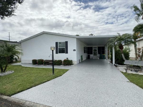 2000 Palm Harbor Manufactured Home