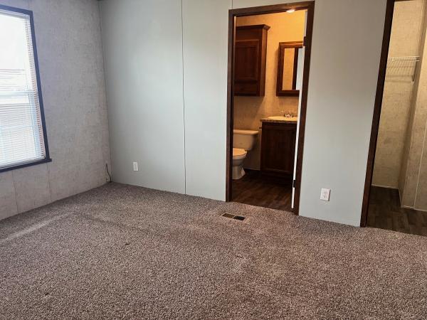 2015 Redman 1670215RA Mobile Home