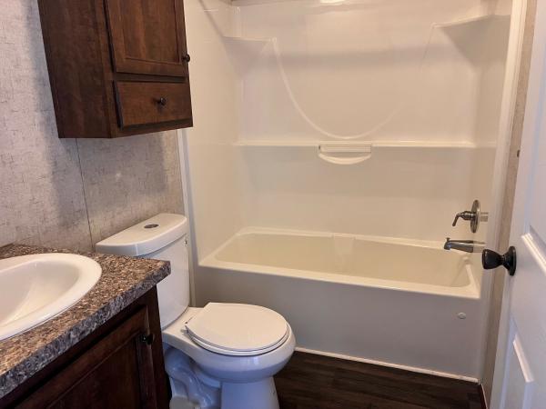 2015 Redman 1670215RA Mobile Home