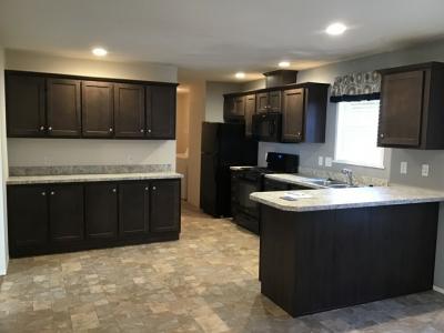Photo 3 of 11 of home located at 326 Sunset Court Batavia, OH 45103