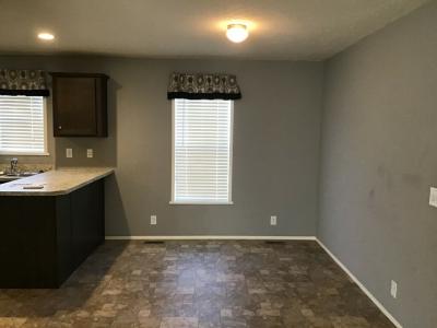 Photo 4 of 11 of home located at 326 Sunset Court Batavia, OH 45103