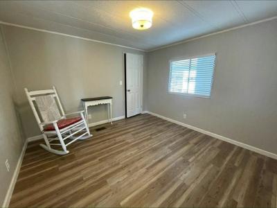 Photo 5 of 15 of home located at 3923 Countryside Drive Ellenton, FL 34222