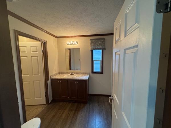 2018 Skyline F327C Mobile Home