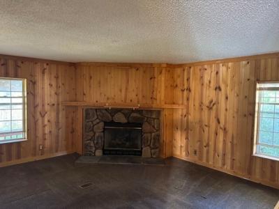 Photo 2 of 21 of home located at 4261 Grange Hall Rd #93 Holly, MI 48442