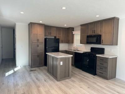 Photo 3 of 7 of home located at 4261 Grange Hall Rd #85 Holly, MI 48442