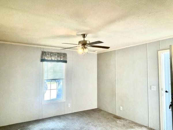 2019 Champion RA1460203 Mobile Home