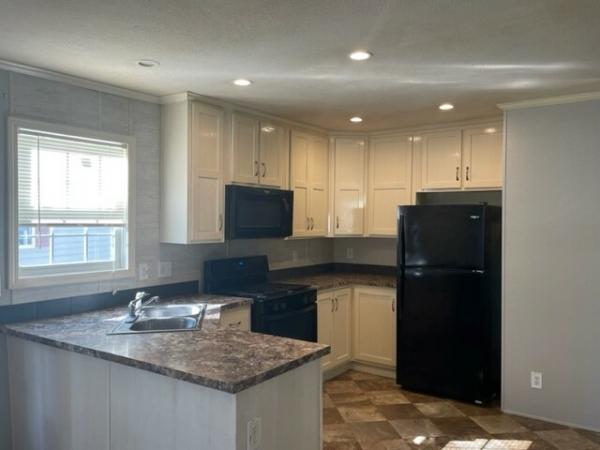 2019 Champion RA1460203 Mobile Home